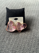 Load image into Gallery viewer, Pink Glitter Heart Earrings