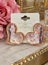Load image into Gallery viewer, Pink Glitter Heart Earrings