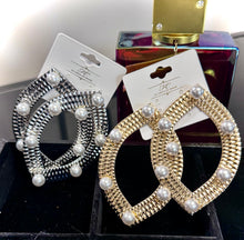 Load image into Gallery viewer, Mixed Metal Textured Statement Earrings
