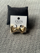 Load image into Gallery viewer, Love “Heart” Earrings
