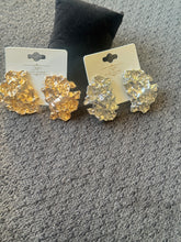 Load image into Gallery viewer, Nugget Stud Earrings
