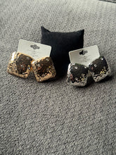 Load image into Gallery viewer, Rhinestone Earrings
