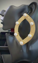 Load and play video in Gallery viewer, Mixed Metal Textured Statement Earrings
